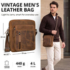 Kleine Herren-Schultertasche aus Vintage-Rindsleder in bergamo braun, Frontreißverschluss, getragen am Modell, Maße und Gewicht sichtbar